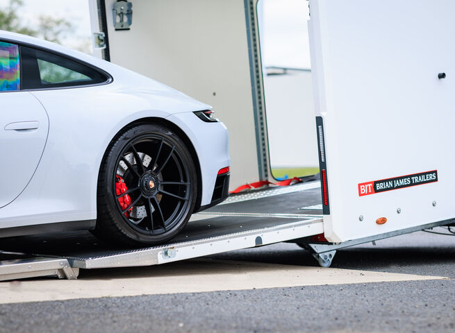 Race Transporter 7 -Rent