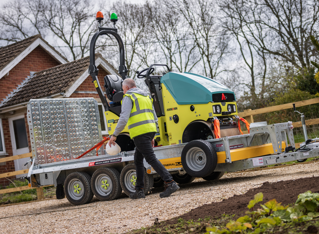 Stavební přívěsy