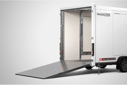 Celoplošné nakládací dveře