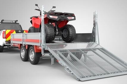 Dlouhá síťová rampa s bočními prodlouženími