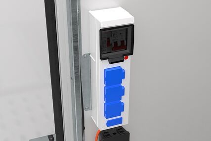 Rozvodná jednotka se zásuvkami a USB