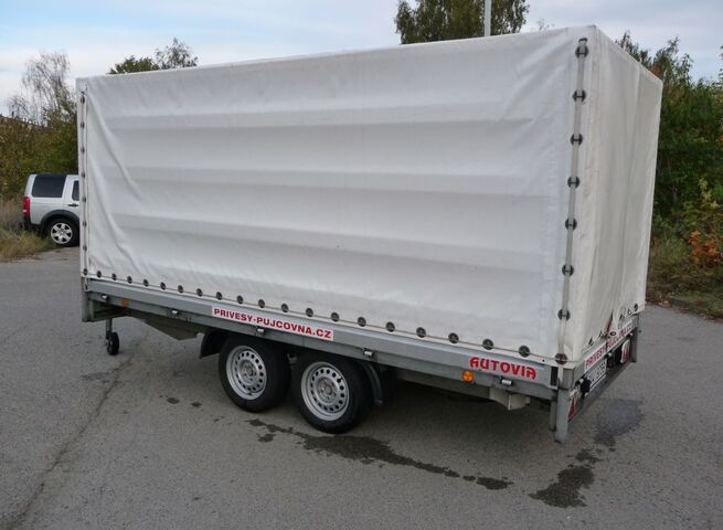 Krytý přívěs pro 6 EUR palet
